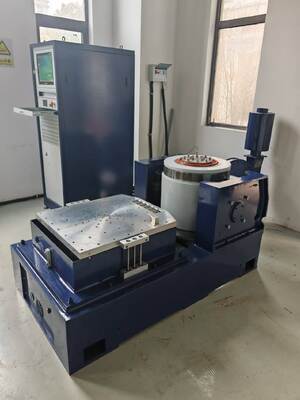 Giá tốt Máy kiểm tra rung động ngẫu nhiên ISTA ASTM D4169 với Lực đỉnh 2200 kgf, Tần số 1-2600 Hz và Tải trọng 800 kg trực tuyến
